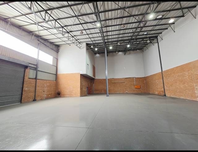 677M² OFFICE TO LET IN COSMO BUSINESS PARK
